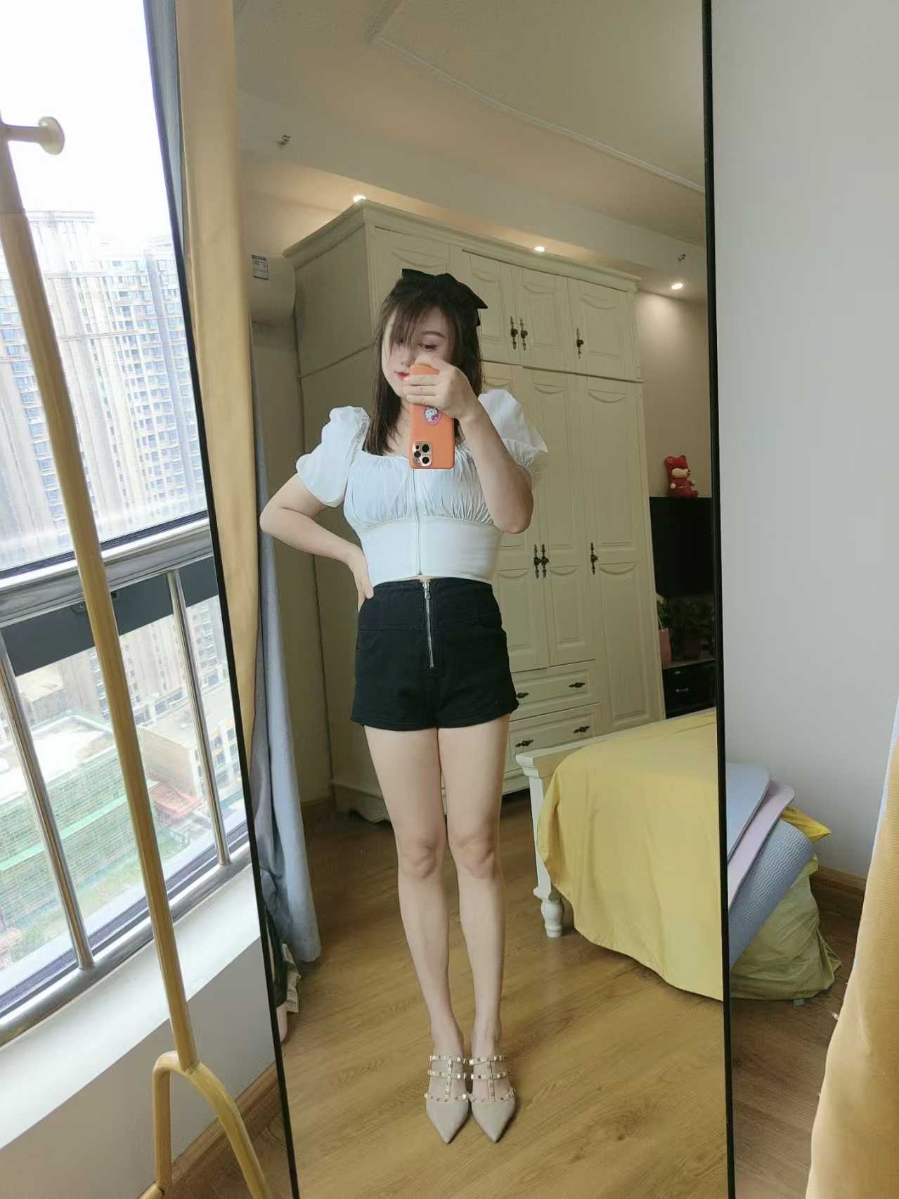 滨湖新地城美女，提前联系哦