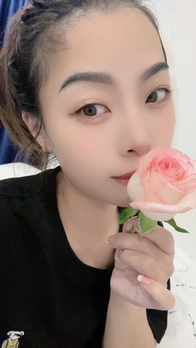 白云雯雯 可 she~吻可69可拍视频先天性绞体吸附力强