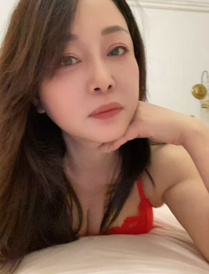 王家湾丰润少妇莨子