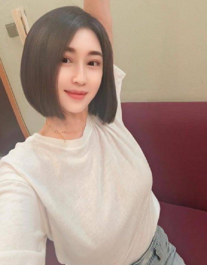 滨湖大胸短发御姐