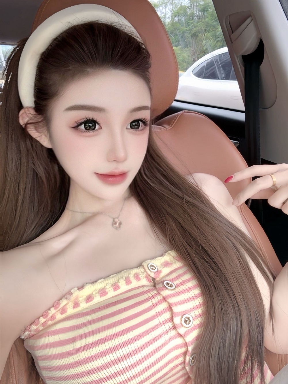 天河潭村小小 20岁 高颜值 初来广州 望君满意