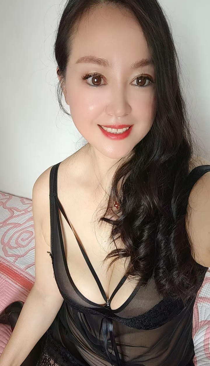 罗湖丰满热辣少妇