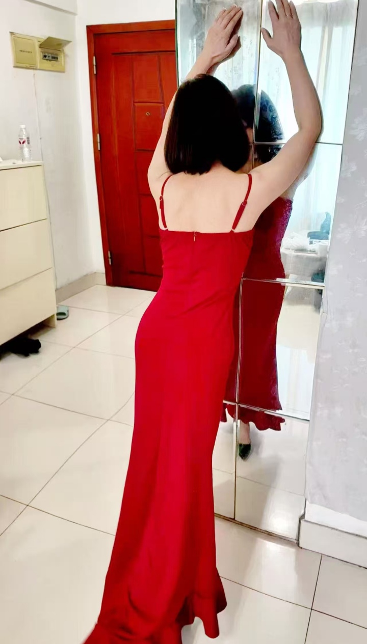 美容兼职老师靓颖