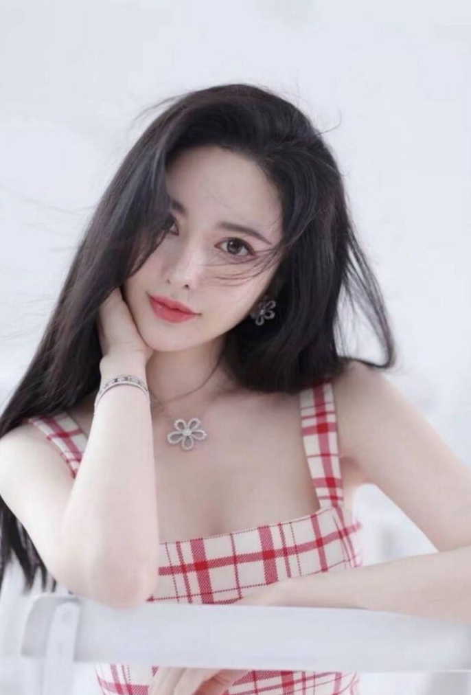 坐标北京，模特兼职，喜欢的加我微信私聊