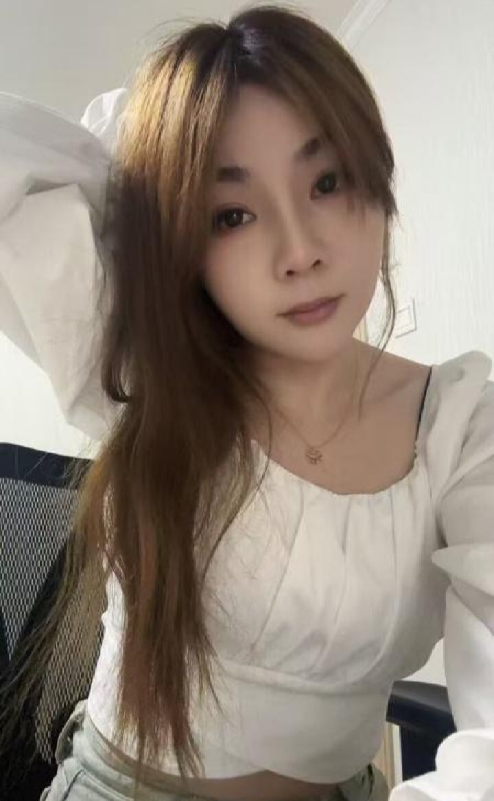 朝阳大灯御姐菲菲