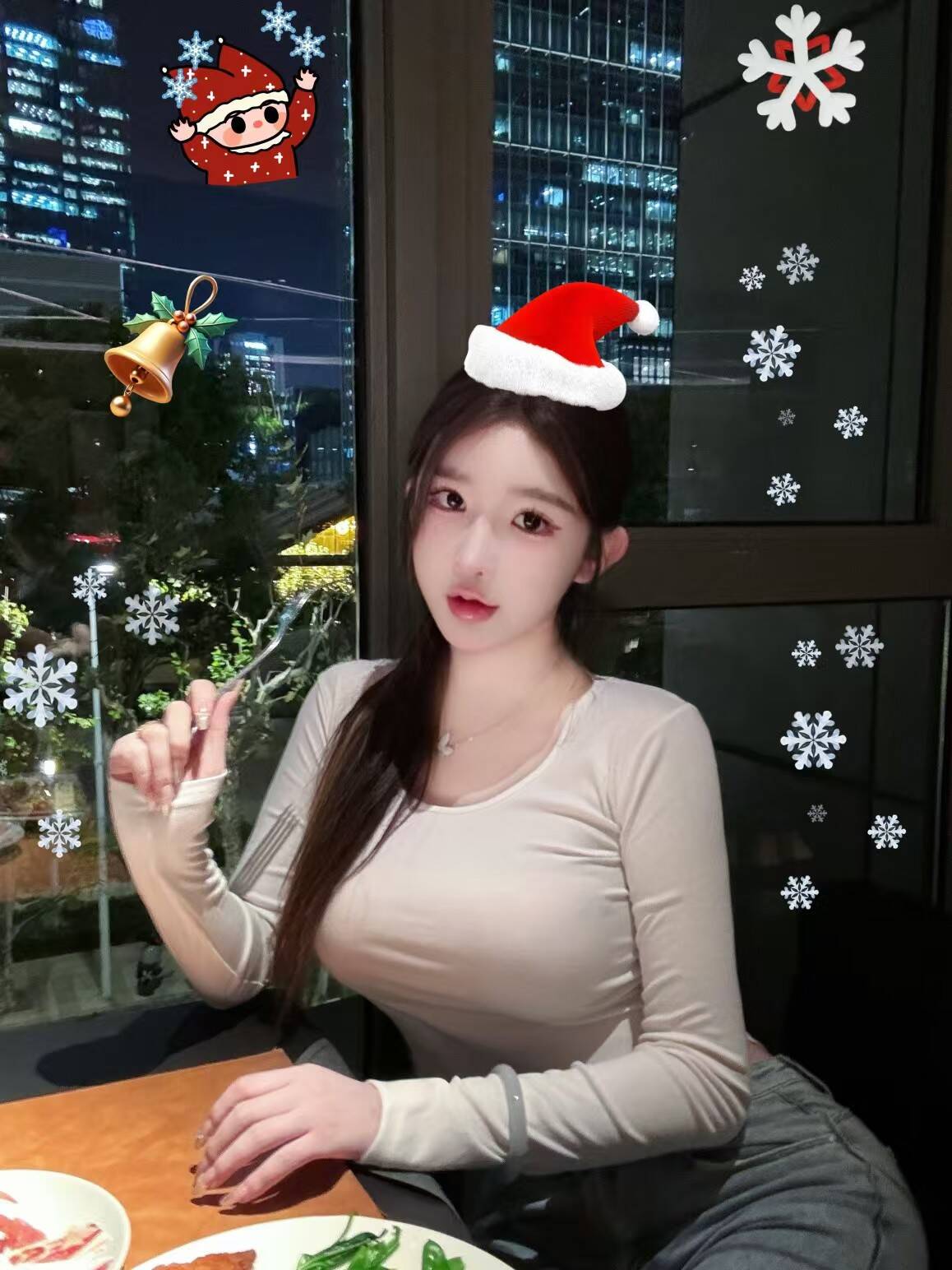 坐标上海，g杯嫩乳，喜欢的加我微信联系