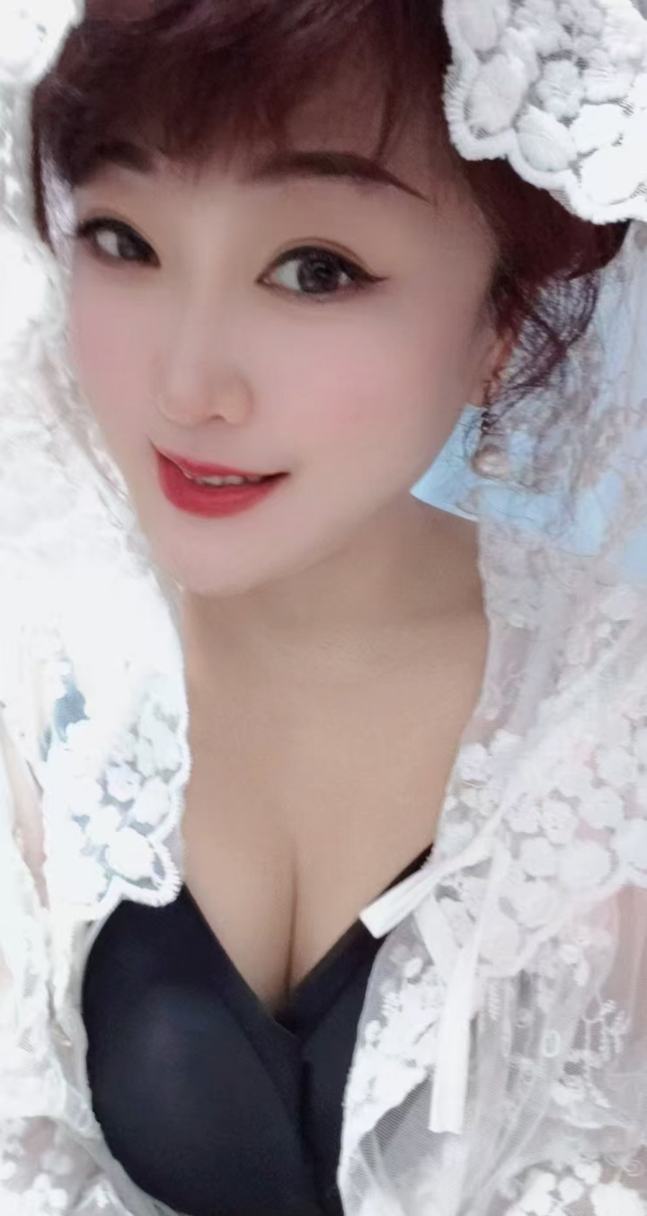 浦东丰润美娇娘静静