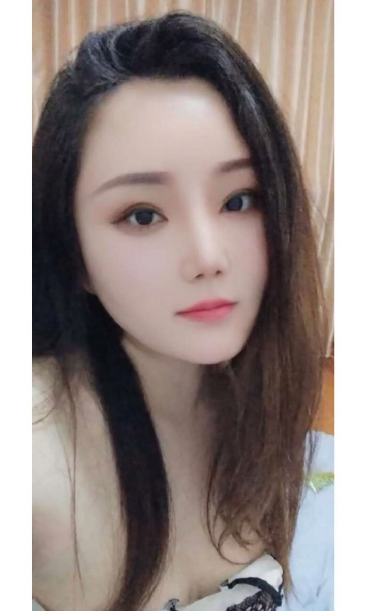 美艳大白兔辣妹薇薇