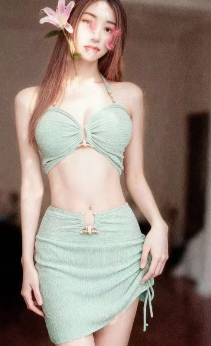 天心美腿御姐露西