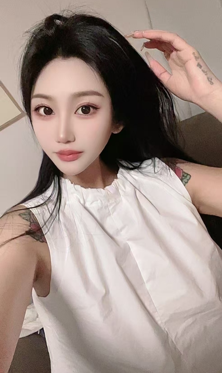 和平白嫩小女友洋洋