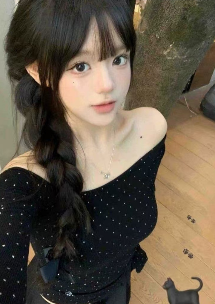 兼职甜妹白柚青竹