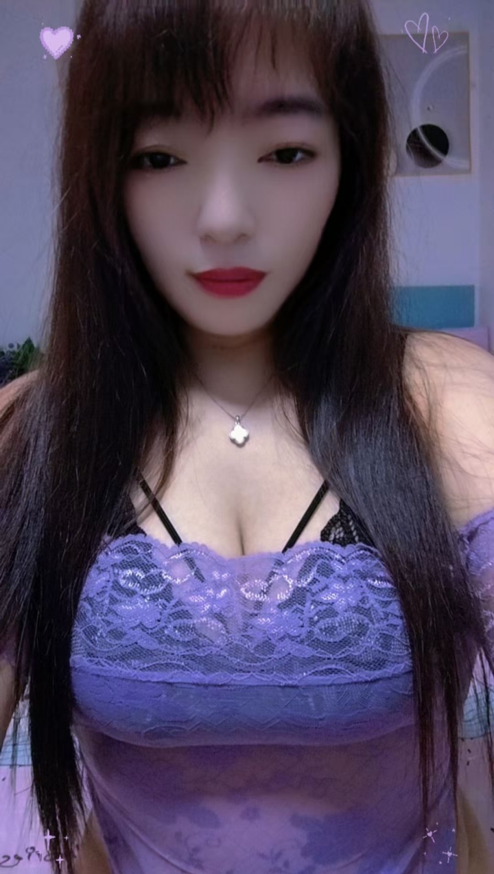 热辣爆乳欲女小梦