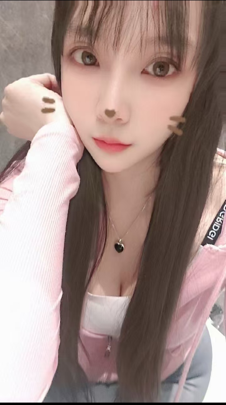 哺乳期宝妈青青