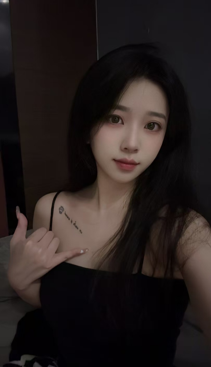 福田白嫩女友小玲珑