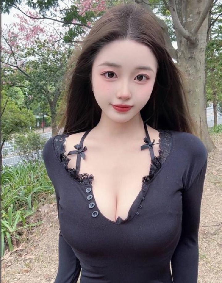 极品身材美妞纯纯