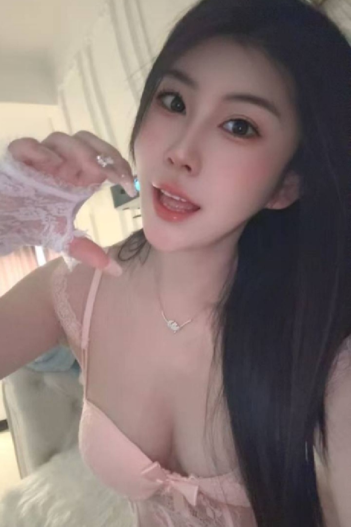 极品身材情趣辣妹