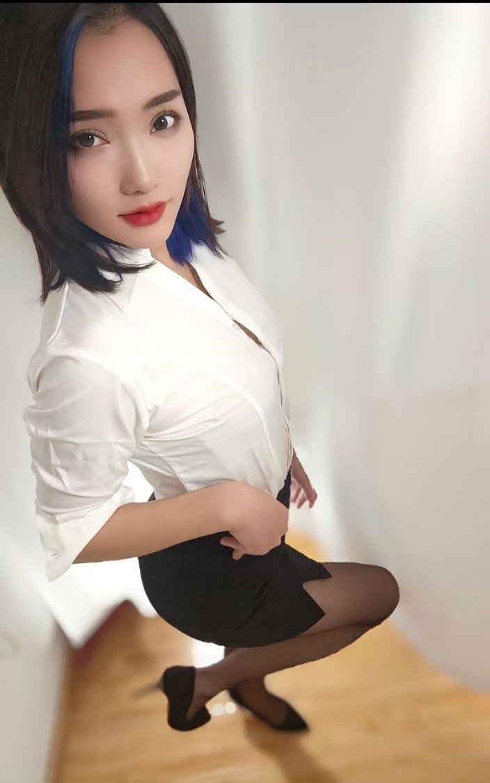 丝足美腿辣妹lisa