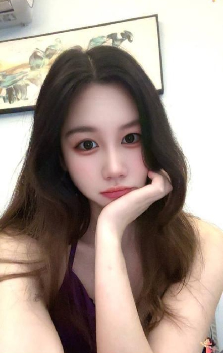 吴中美腿辣妹橙橙
