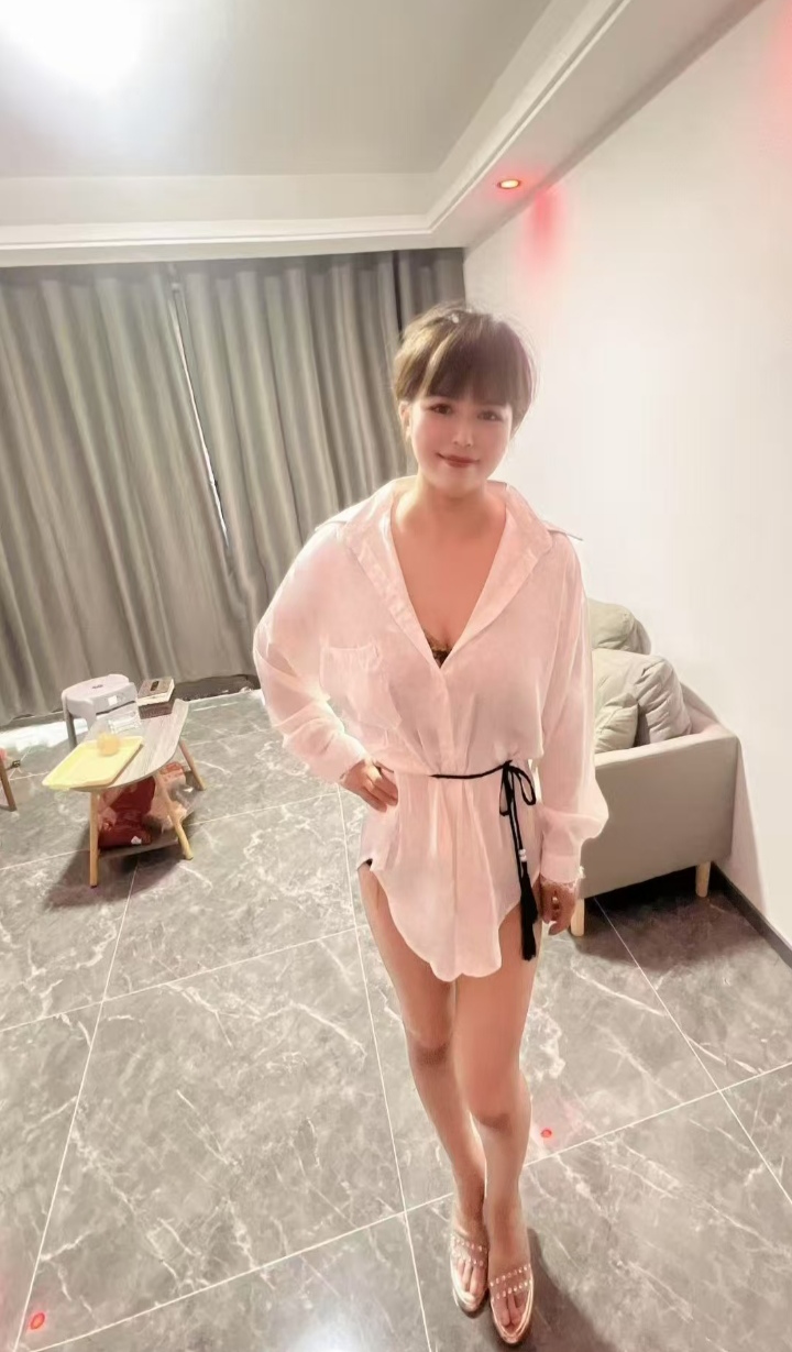 服务系小少妇安安