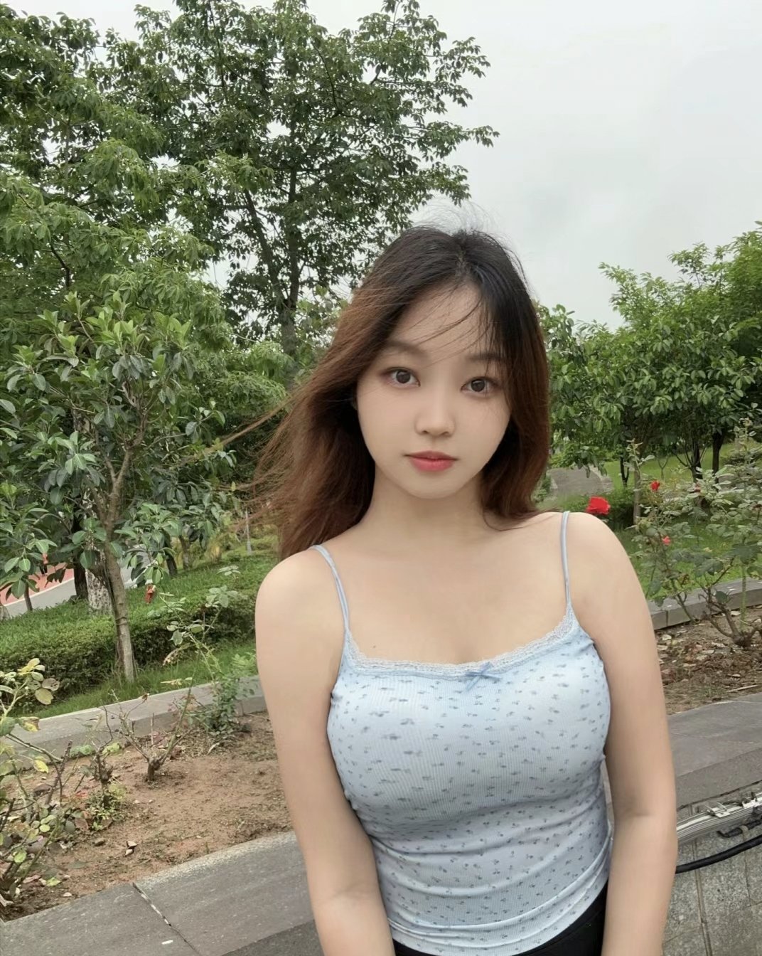 黑色蕾丝小姐姐，很配合