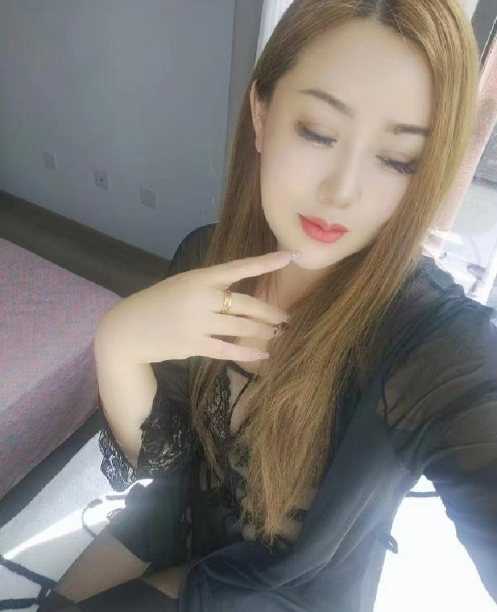 瑶海情趣美妇妞妞