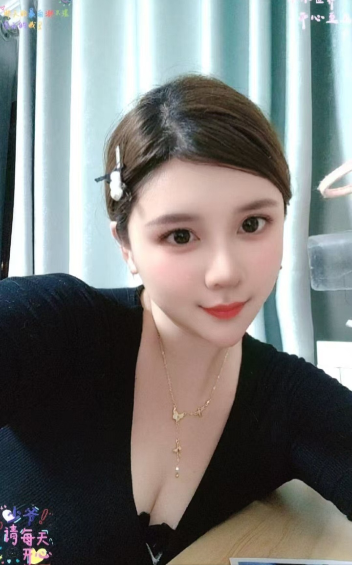 栖霞马群辣妹香香