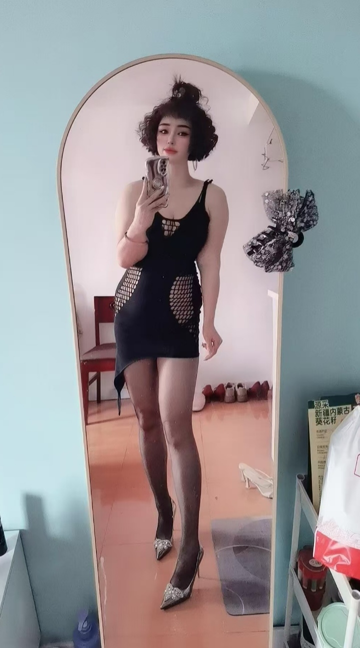 丰满水润辣妹清清