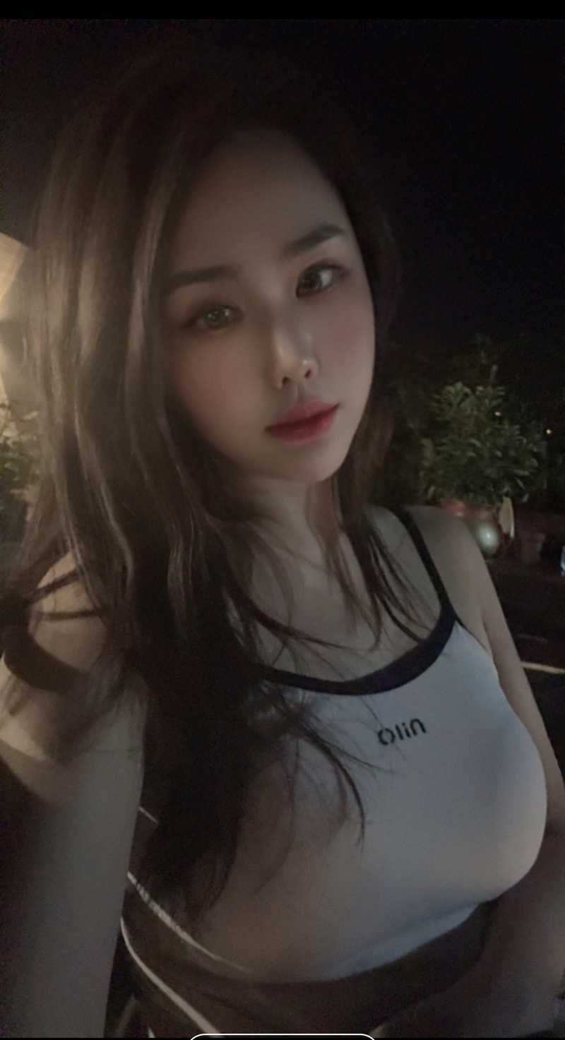 越秀美杨杨 成都兼职实习生 大奶小蛮腰 活好身材棒