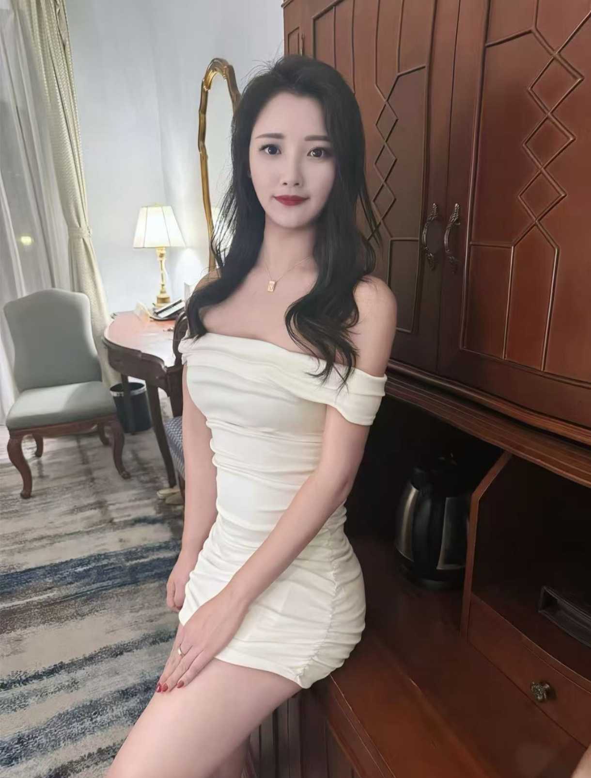 天河小杨幂 高颜值 人照八九分 后入位体验感一百分