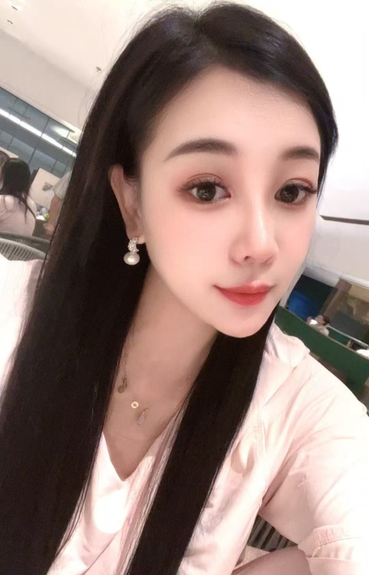 铁西惹火辣妹玲玲