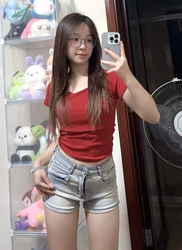 番禺兼职眼镜妞彤彤