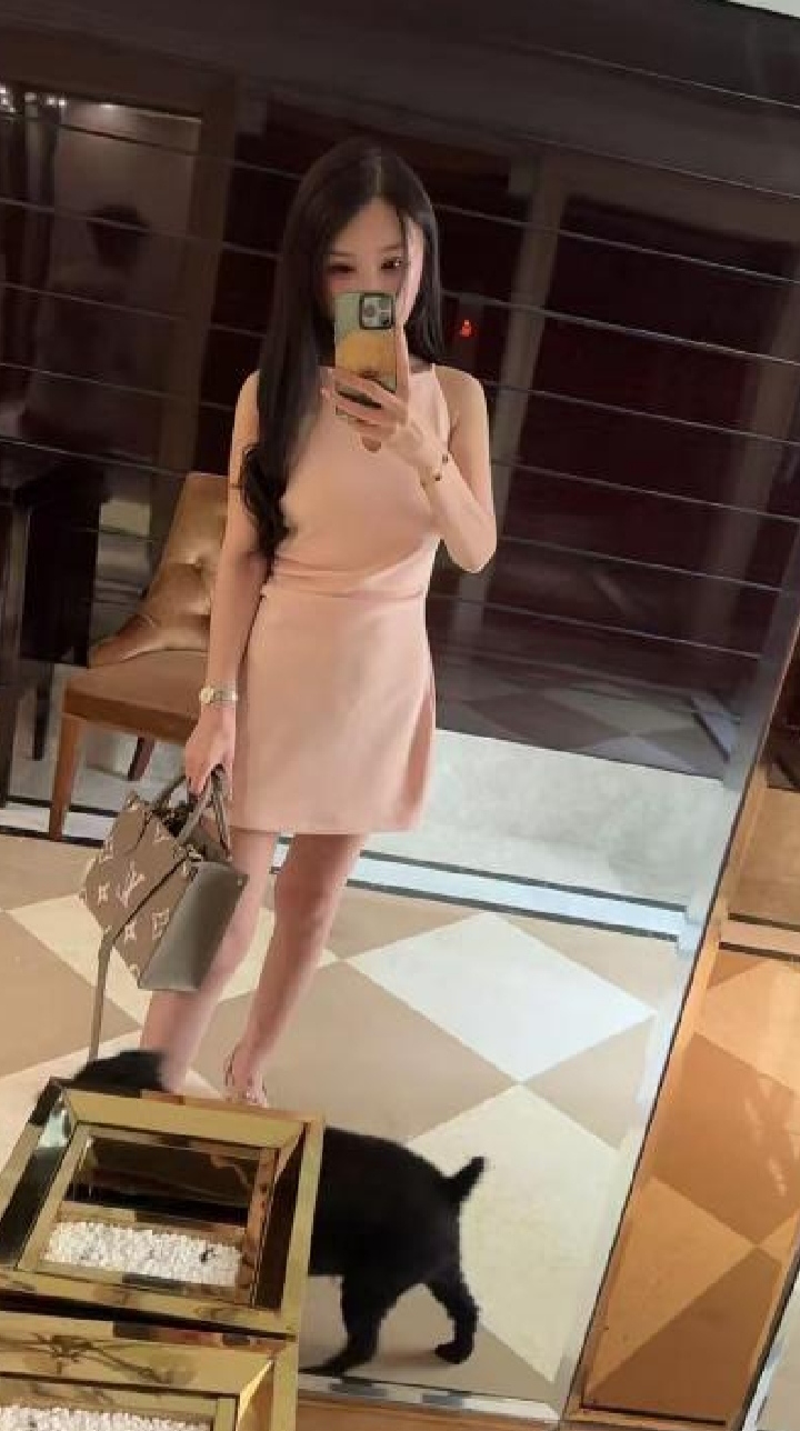 东站调教辣妹佳怡