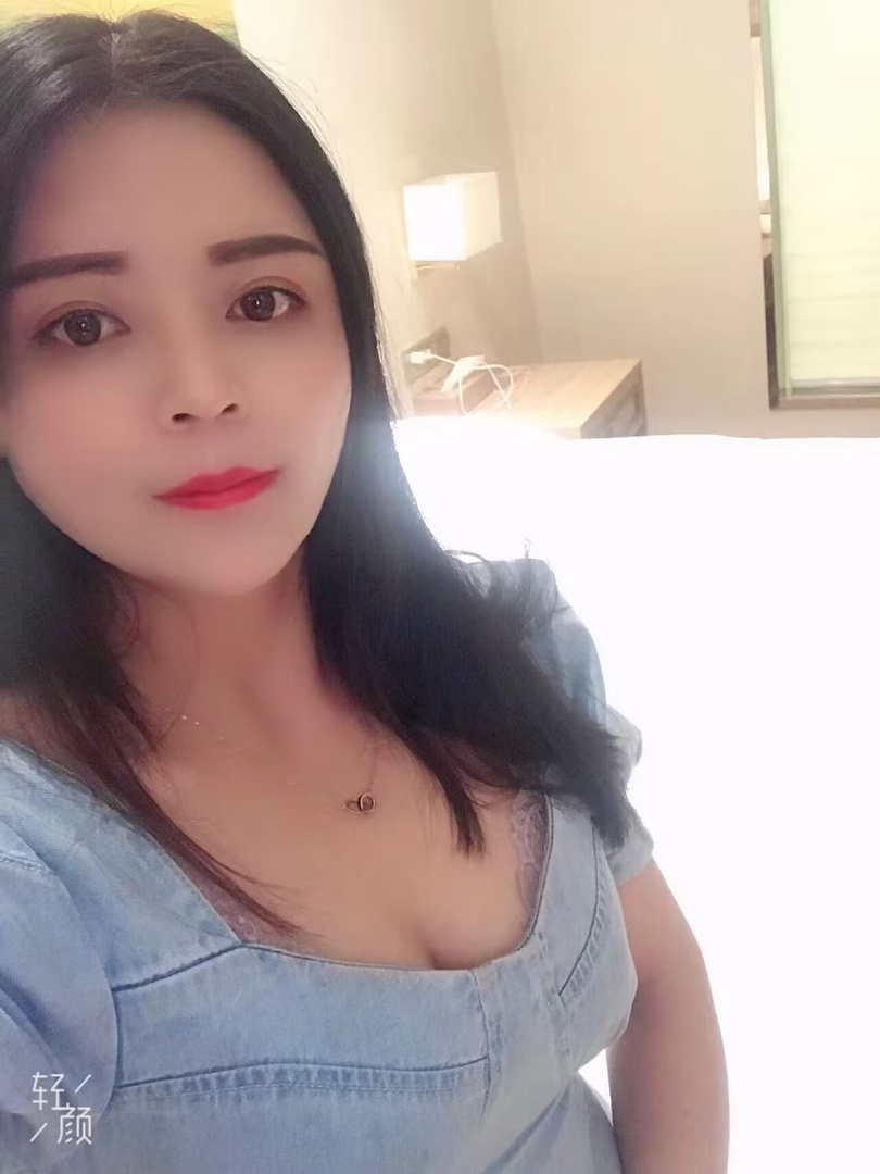 湾区一个长相一般服务还可以的js