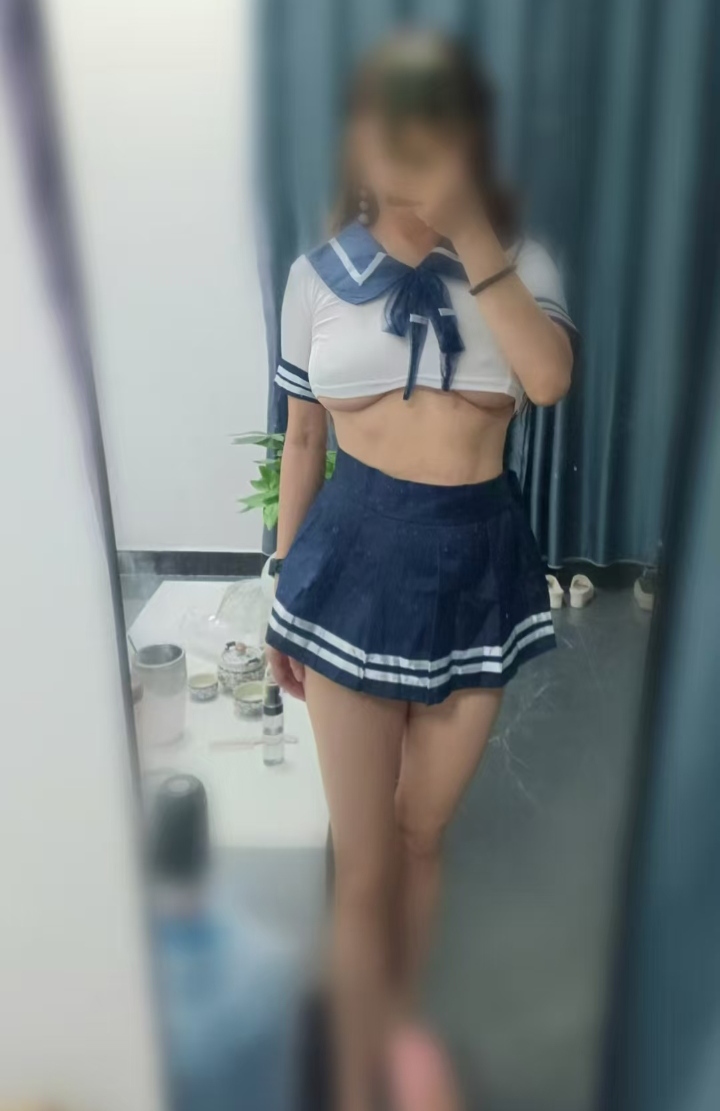 市桥情趣美少妇小烟火