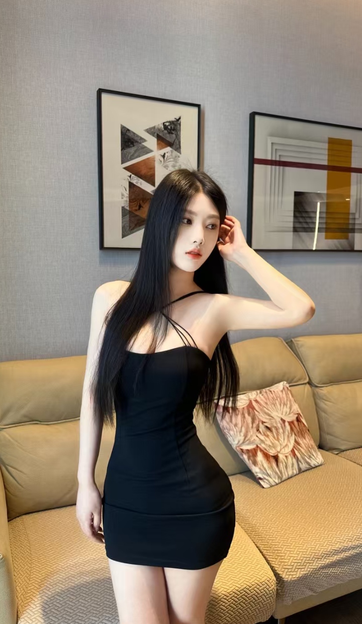 白嫩兼职甜妹诺诺