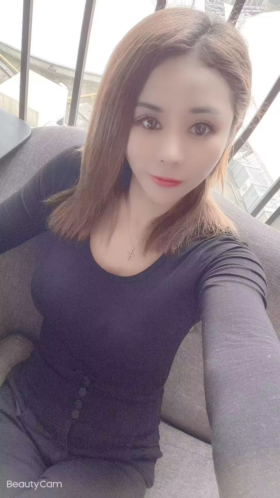 鲍鱼圆润多汁sao萝莉