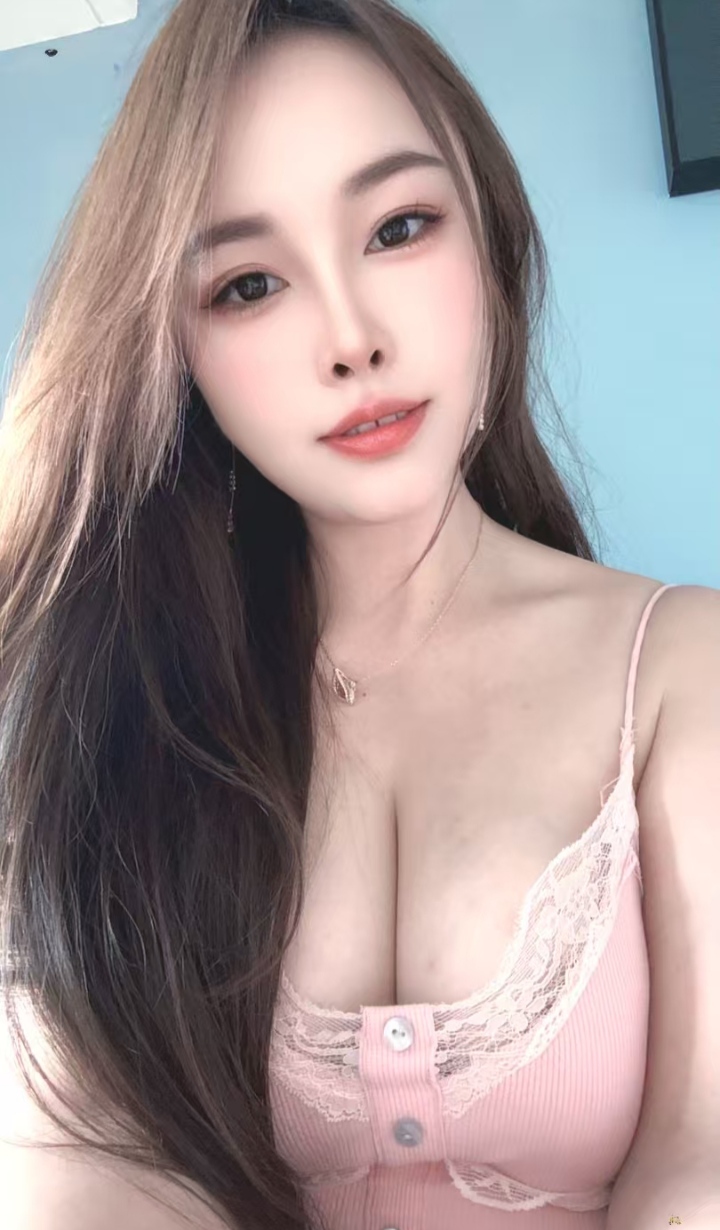 坂田美乳辣妹欢欢