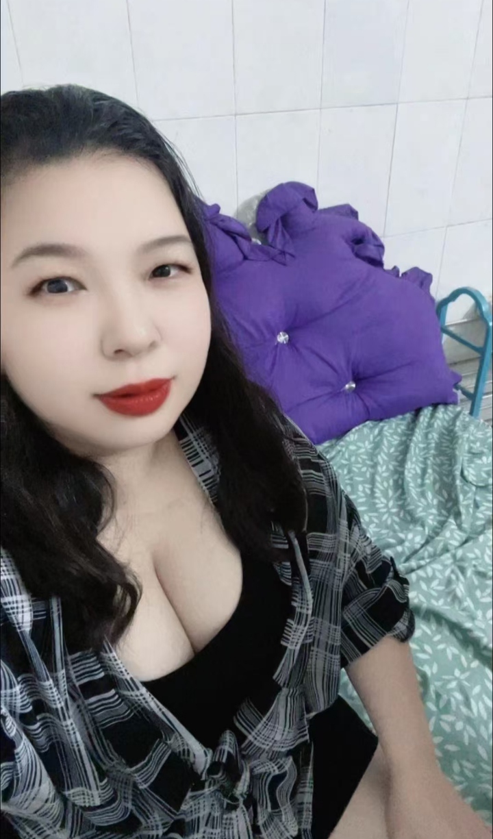 青秀丰润泄火熟女