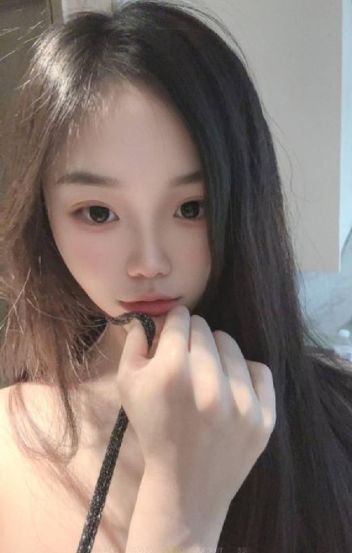 坂田细腰长腿甜妹梦舒