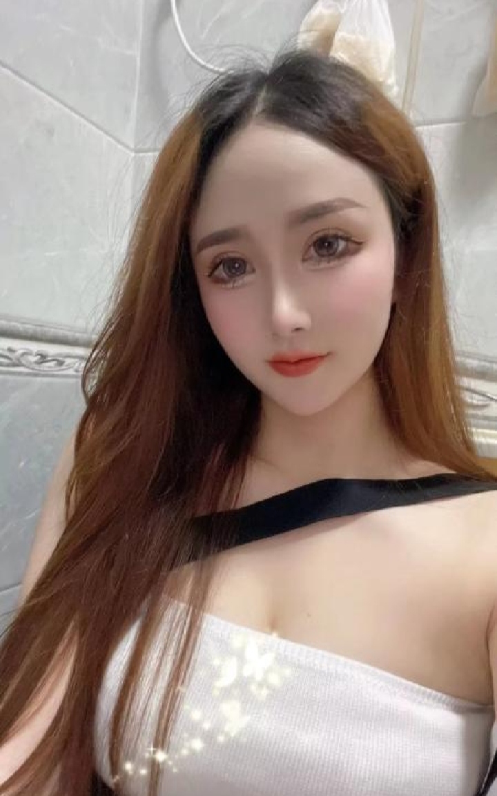 南关大胸古典美妞