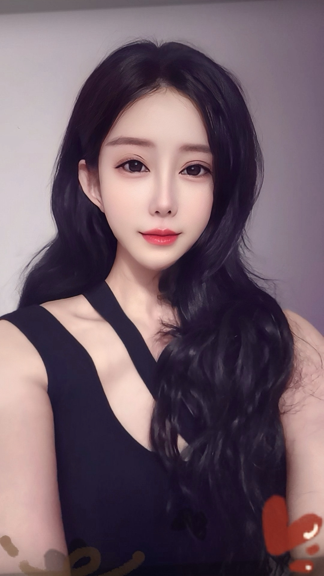 梅花园新人洒洒 臀满腰细 颜值高 照片八成左右