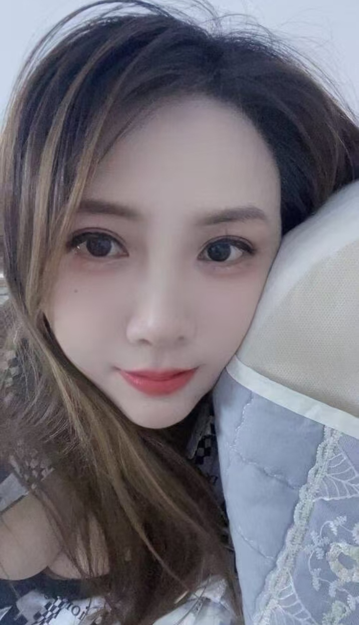 罗湖白嫩美妞小甜心