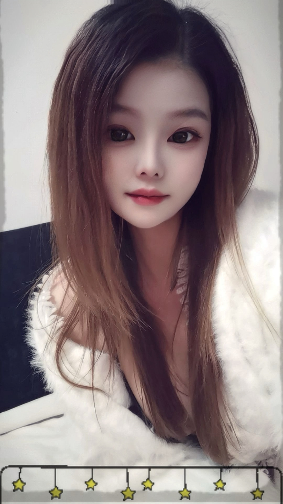 巨乳Sao妹，梅花园柠檬 微胖有肉感，屁股大又翘