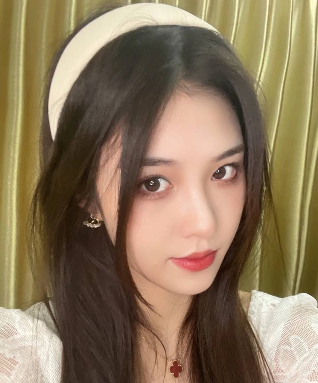 坐标深圳 有喜欢的小哥哥 可以加我私聊