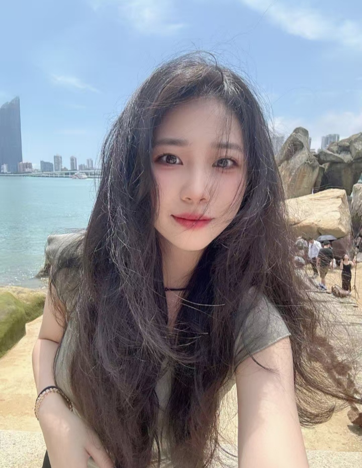 福田白女友小玲珑