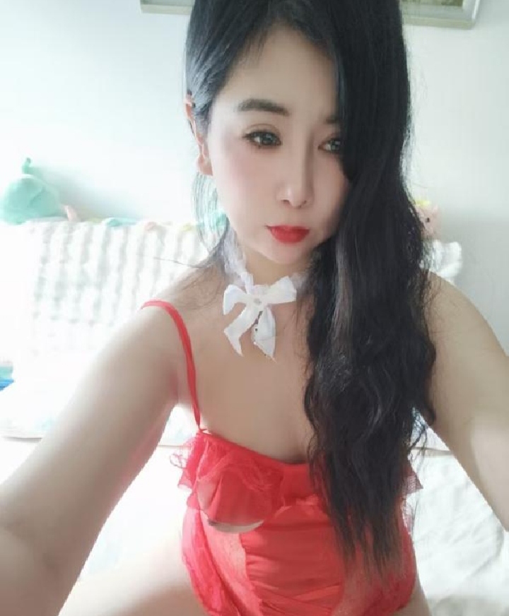 武昌热辣情趣小少妇