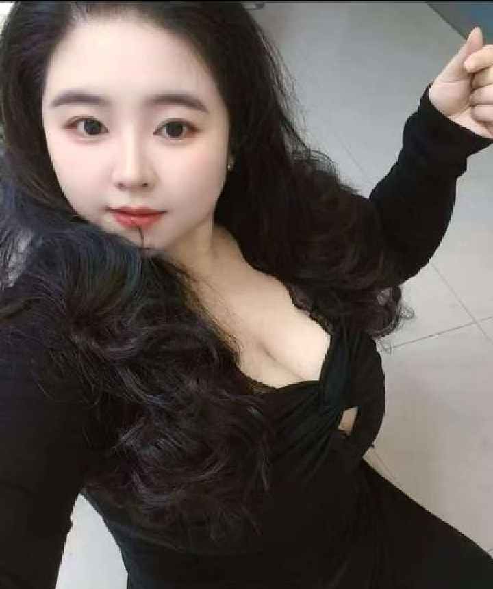 南山肉臀欲女露露