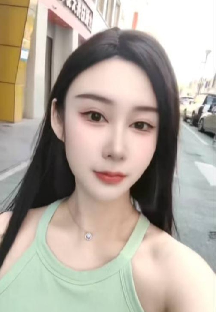 河东颜值小白兔月月