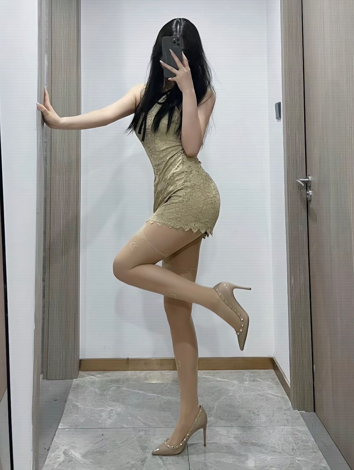 湖塘自动喷水姐