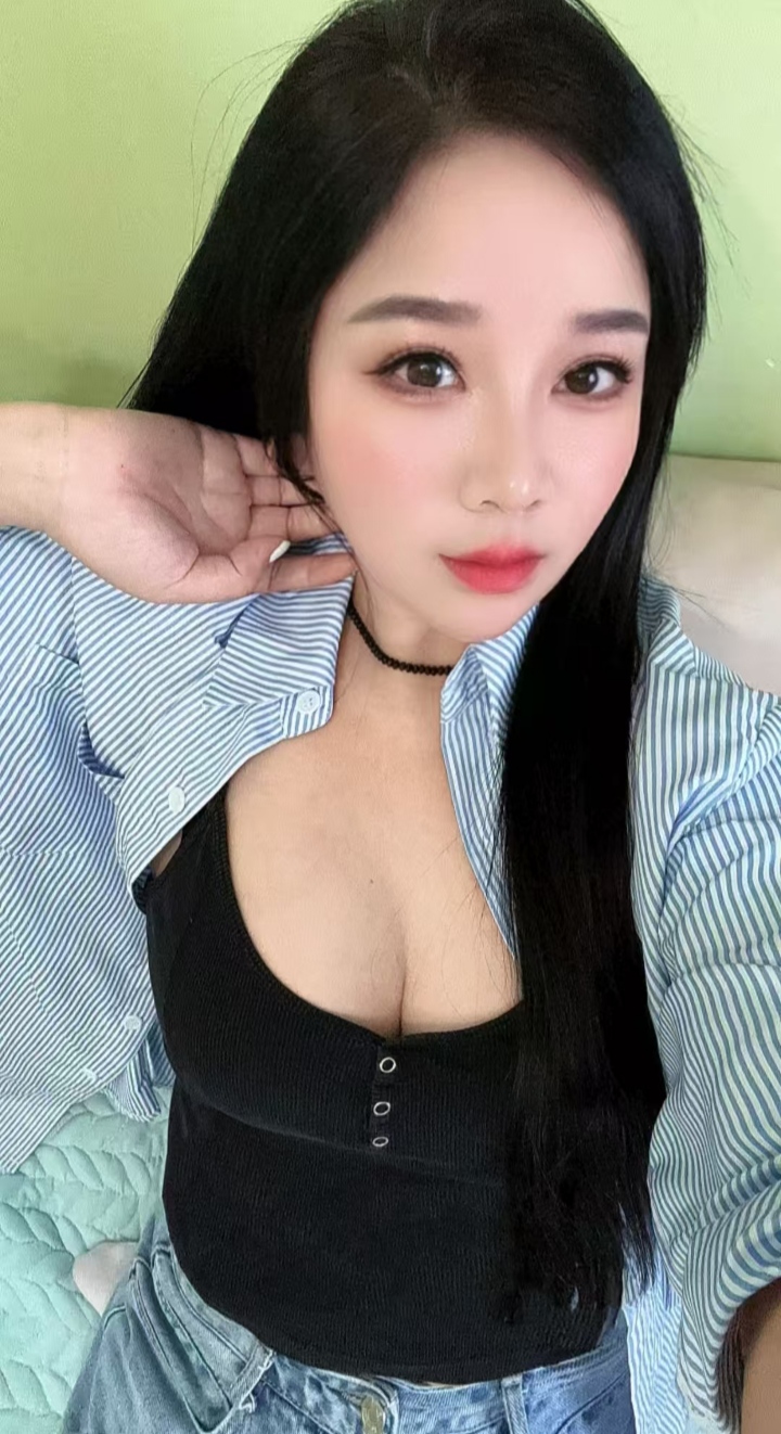 微胖极品诱人妮妮